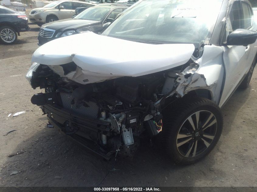 2019 NISSAN KICKS SR 3N1CP5CUXKL515455