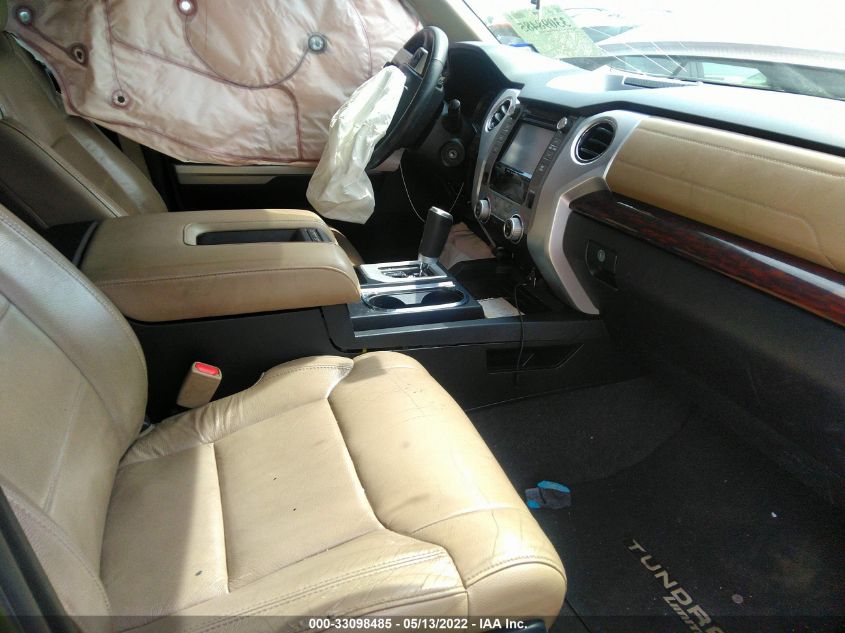 2016 TOYOTA TUNDRA 2WD TRUCK CREWMAX LIMITED 5TFFW5F15GX197853