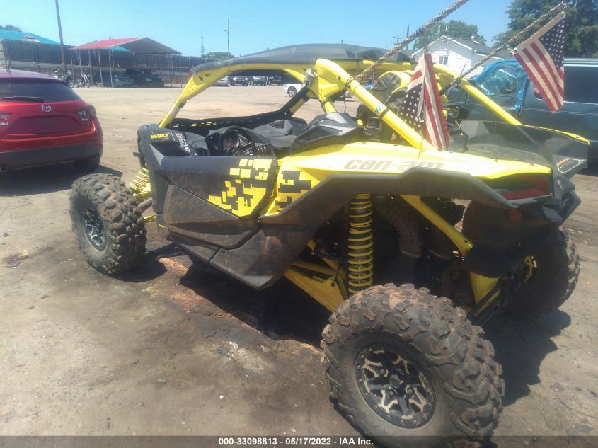2019 CAN-AM MAVERICK X3 X MR TURBO R 3JBVWAW26KK000182
