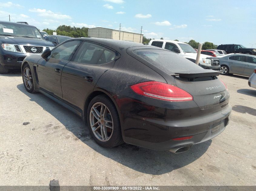 2016 PORSCHE PANAMERA 4 EDITION WP0AA2A70GL000520