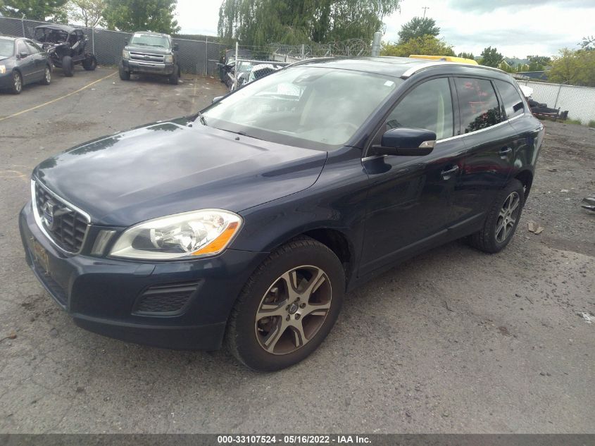 2013 VOLVO XC60 T6 YV4902DZ5D2464050