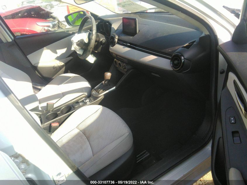 2019 TOYOTA YARIS SEDAN L/LE/XLE 3MYDLBYV2KY501776