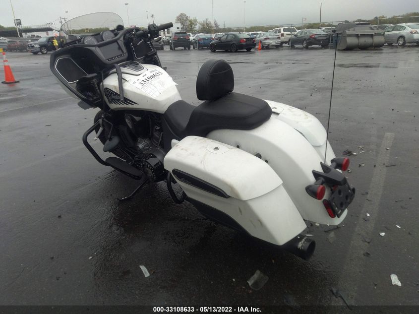 2020 INDIAN MOTORCYCLE CO. CHALLENGER DARK HORSE 56KLCDRR3L3393289