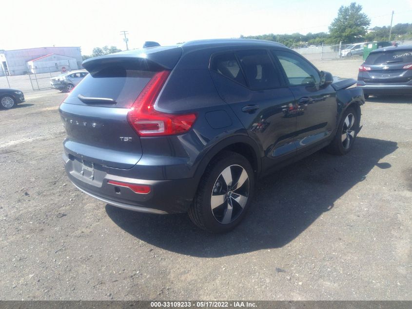 2021 VOLVO XC40 MOMENTUM YV4162UK2M2537910