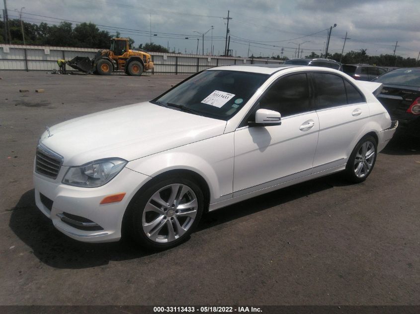 2013 MERCEDES-BENZ C-CLASS C 250 WDDGF4HB5DR293329