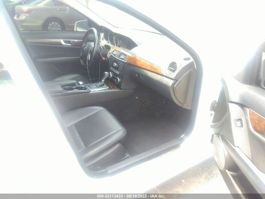 2013 MERCEDES-BENZ C-CLASS C 250 WDDGF4HB5DR293329