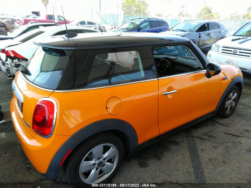 2015 MINI COOPER HARDTOP WMWXM5C52FT940392