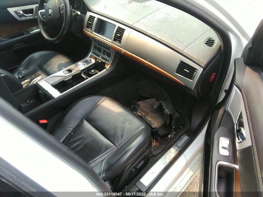 2014 JAGUAR XF I4 T SAJWA0ES2EPU25723