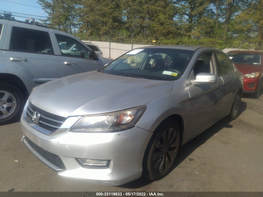 2013 HONDA ACCORD VIN: 1HGCR3F82DA019846