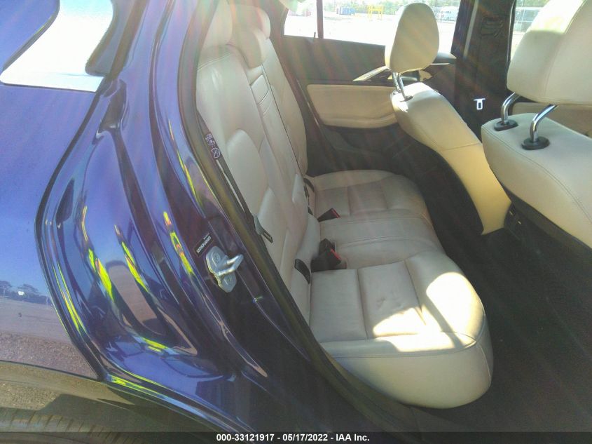 2018 INFINITI QX30 PREMIUM SJKCH5CPXJA043670