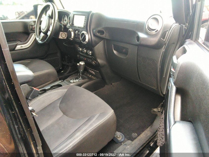 2015 JEEP WRANGLER UNLIMITED SAHARA 1C4HJWEG6FL610629