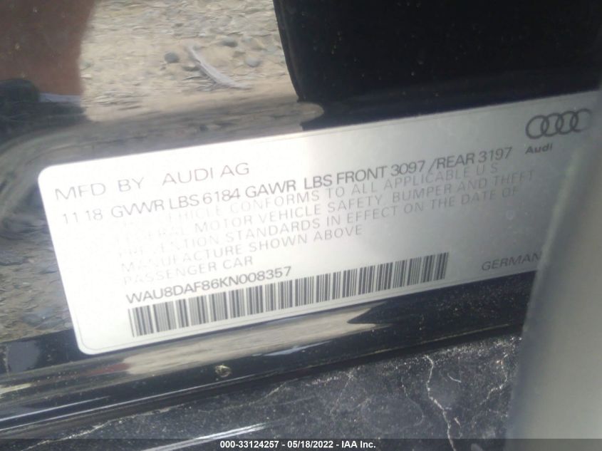 2019 AUDI A8 WAU8DAF86KN008357