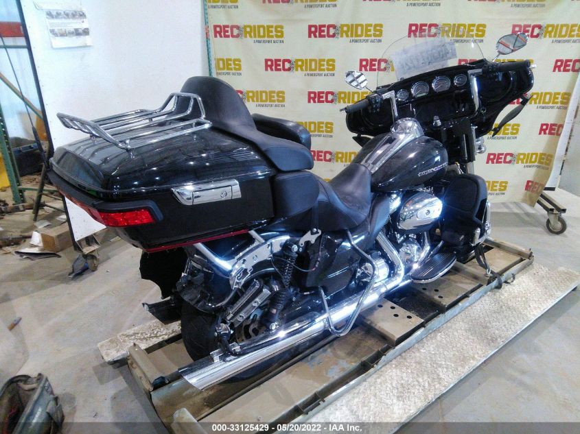 2019 HARLEY-DAVIDSON FLHTK 1HD1KEF17KB647982