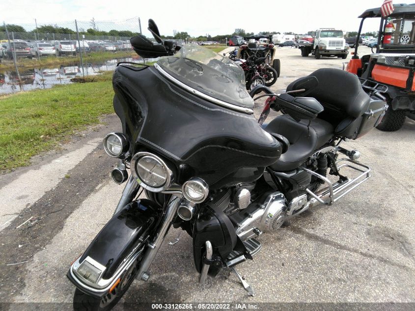 2010 HARLEY-DAVIDSON FLHTCU 1HD1FC410AB630998
