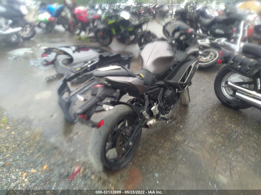 2021 KAWASAKI EX650 M ML5EXEM1XMDA31074