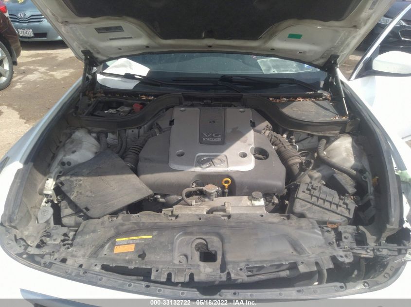 2015 INFINITI Q40 JN1CV6APXFM500393