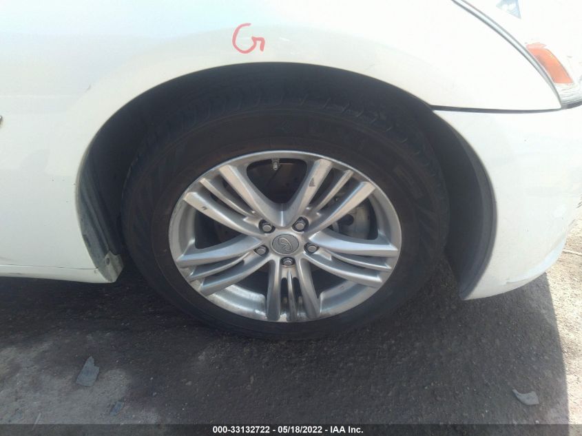 2015 INFINITI Q40 JN1CV6APXFM500393