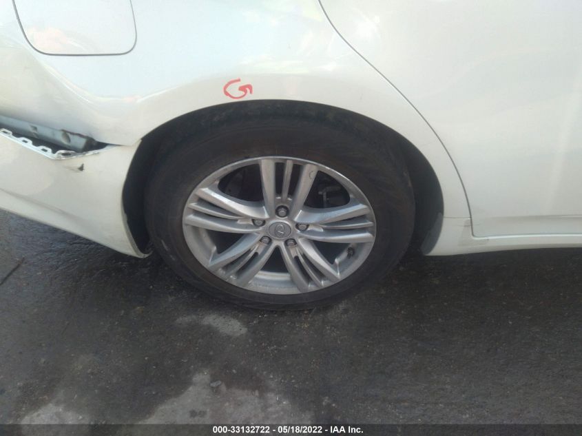 2015 INFINITI Q40 JN1CV6APXFM500393