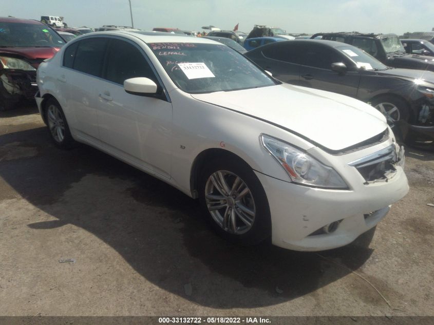 2015 INFINITI Q40 JN1CV6APXFM500393