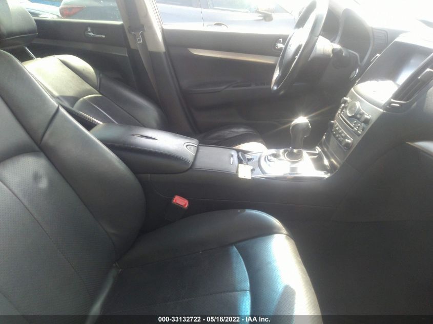 2015 INFINITI Q40 JN1CV6APXFM500393