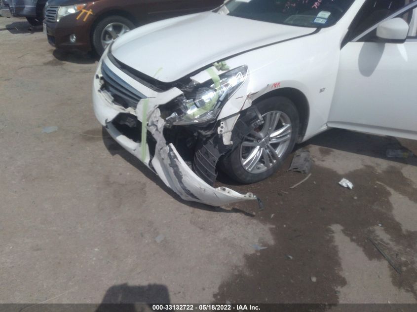 2015 INFINITI Q40 JN1CV6APXFM500393