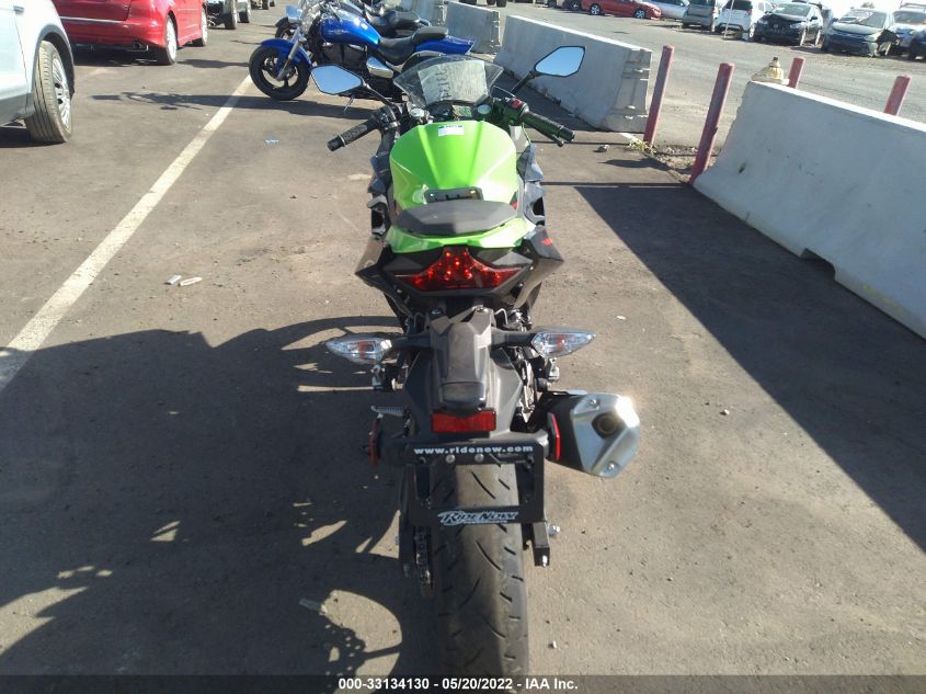 2022 KAWASAKI EX400 JKAEXKG12NDAE4702