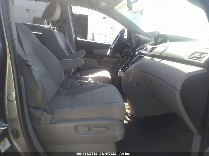 2016 HONDA ODYSSEY SE 5FNRL5H39GB024710
