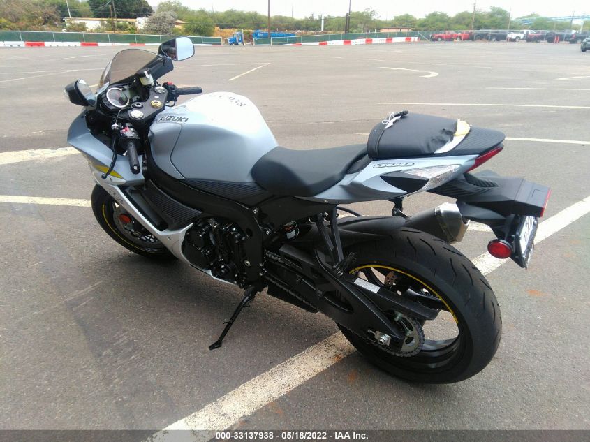 2022 SUZUKI GSX-R600 JS1GN7FA1N7100335