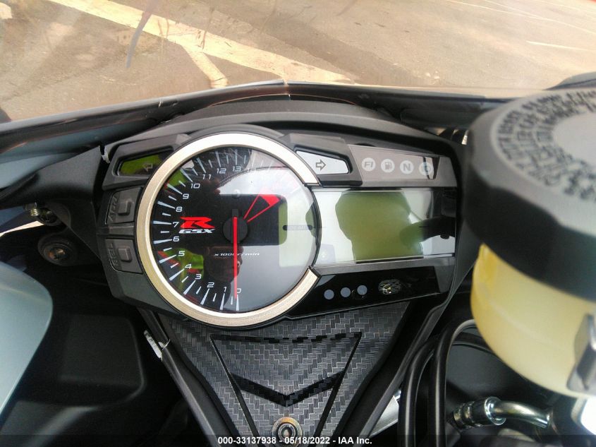 2022 SUZUKI GSX-R600 JS1GN7FA1N7100335