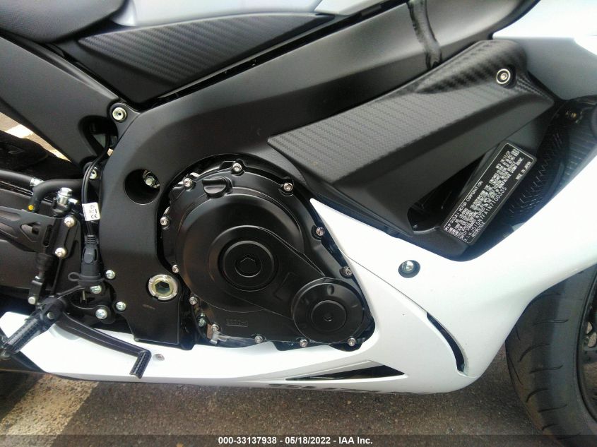 2022 SUZUKI GSX-R600 JS1GN7FA1N7100335