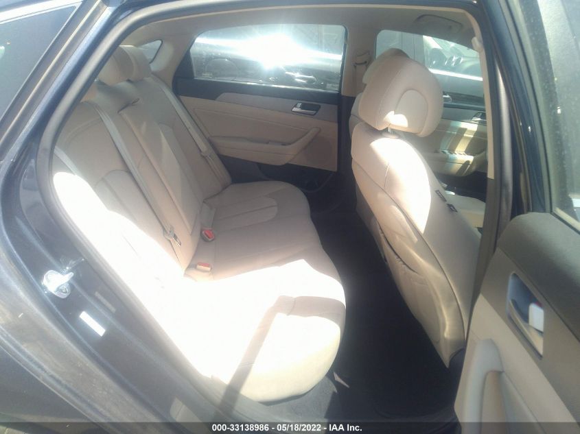 2017 HYUNDAI SONATA HYBRID SE KMHE24L38HA071090