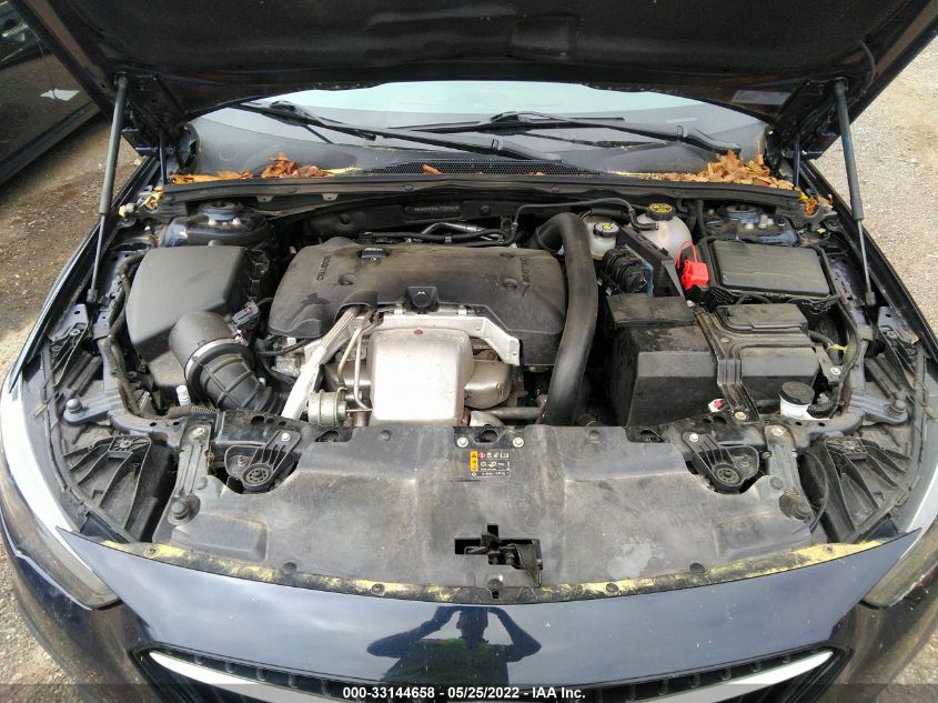 2018 BUICK REGAL TOURX ESSENCE W04GV8SX4J1157691
