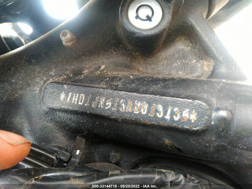 2010 HARLEY-DAVIDSON FLSTFB 1HD1JN513AB013135