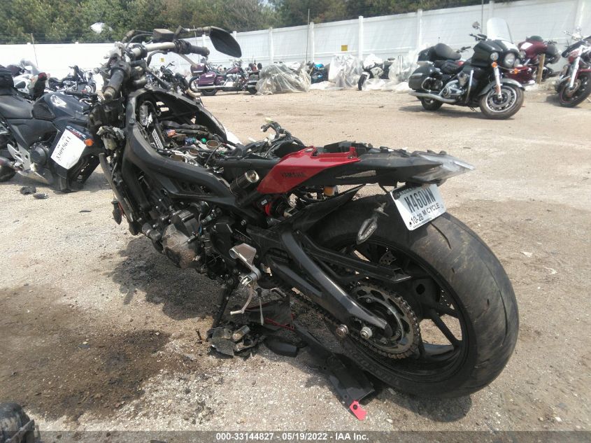 2017 YAMAHA FZ09 JYARN53E5HA000770