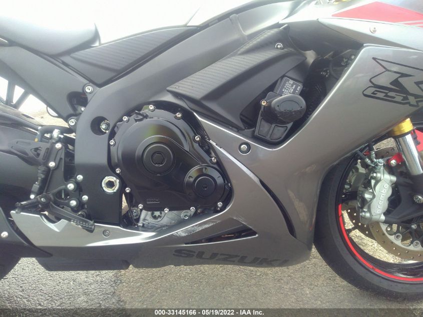 2021 SUZUKI GSX-R750 JS1GR7MA4M7100612