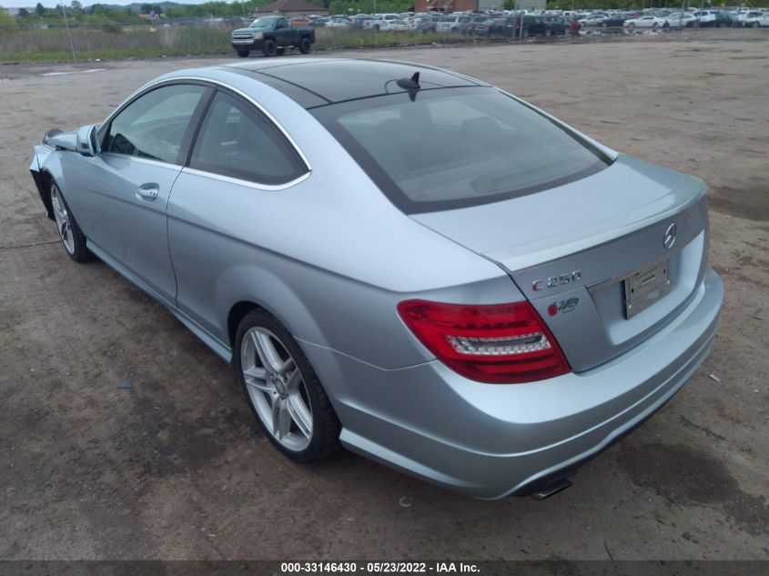 2013 MERCEDES-BENZ C-CLASS C 250 WDDGJ4HB2DF973995