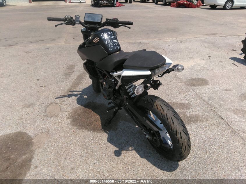 2019 KTM 390 DUKE MD2JPJ408KC228937