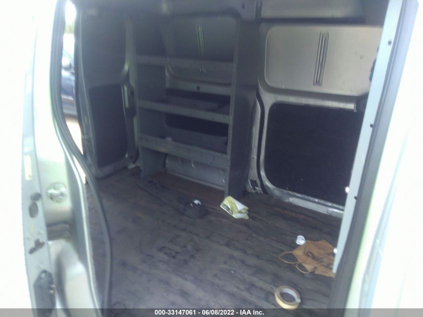 2015 NISSAN NV200 SV 3N6CM0KN2FK706105