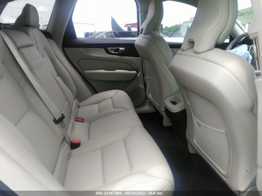 2022 VOLVO XC60 MOMENTUM YV4L12DK5N1901400