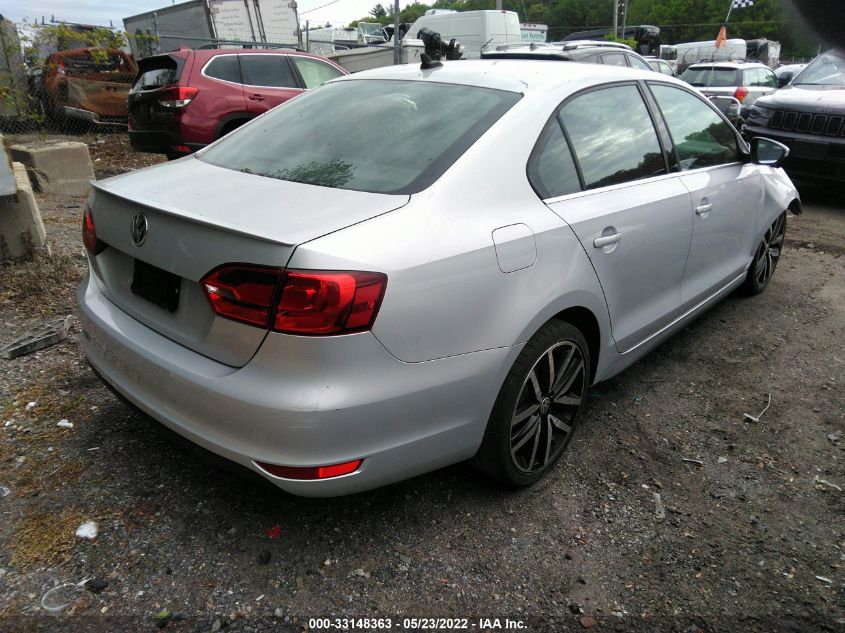 2013 VOLKSWAGEN GLI AUTOBAHN W/NAV 3VW5A7AJ3DM238198