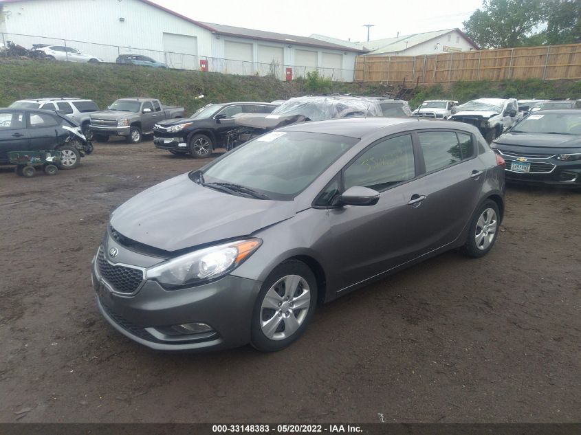 2016 KIA FORTE 5-DOOR LX KNAFK5A85G5591068