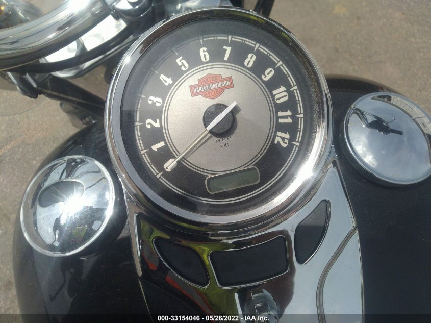 2015 HARLEY-DAVIDSON FLSTC HERITAGE SOFTAIL CLASSIC 1HD1BWV15FB022252