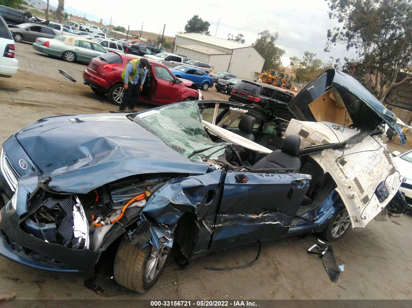 2018 FORD FUSION ENERGI SE 3FA6P0PU2JR218575