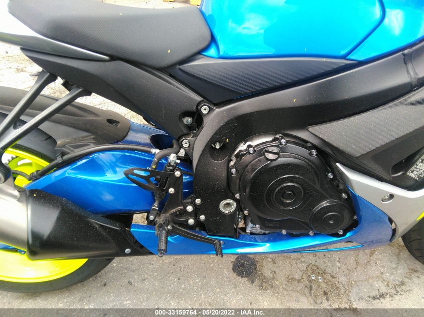 2021 SUZUKI GSX-R600 JS1GN7FA5M7100160