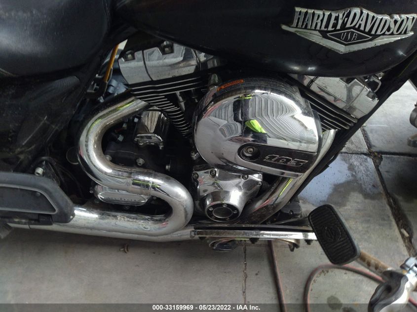 2014 HARLEY-DAVIDSON FLHR ROAD KING 1HD1FBM33EB648820