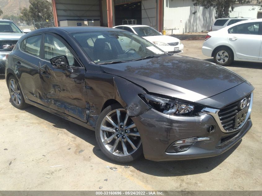 2018 MAZDA MAZDA3 5-DOOR TOURING 3MZBN1L34JM165941