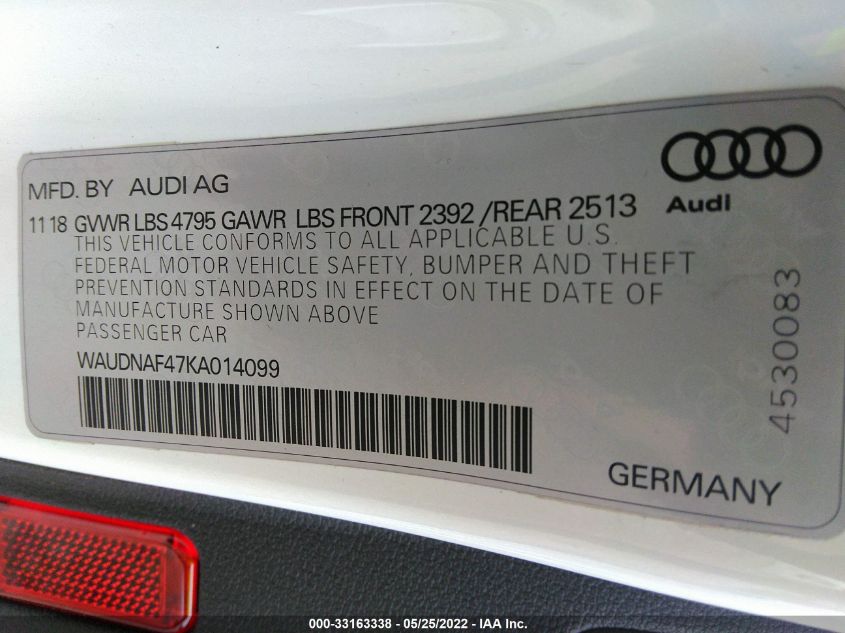 2019 AUDI A4 PREMIUM WAUDNAF47KA014099