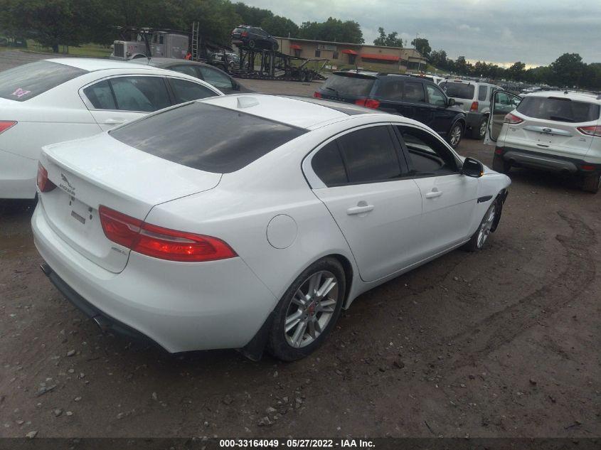 2017 JAGUAR XE SAJAD4BG5HA975160