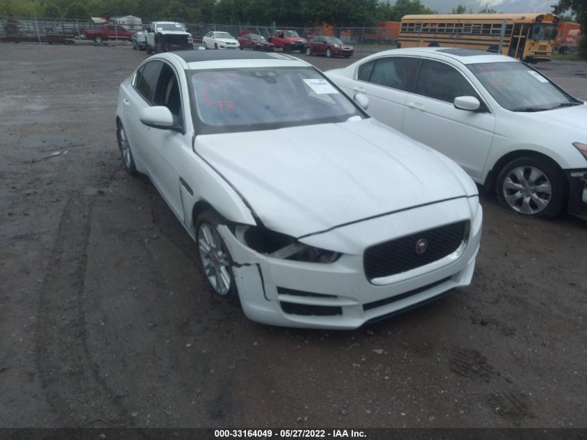 2017 JAGUAR XE SAJAD4BG5HA975160