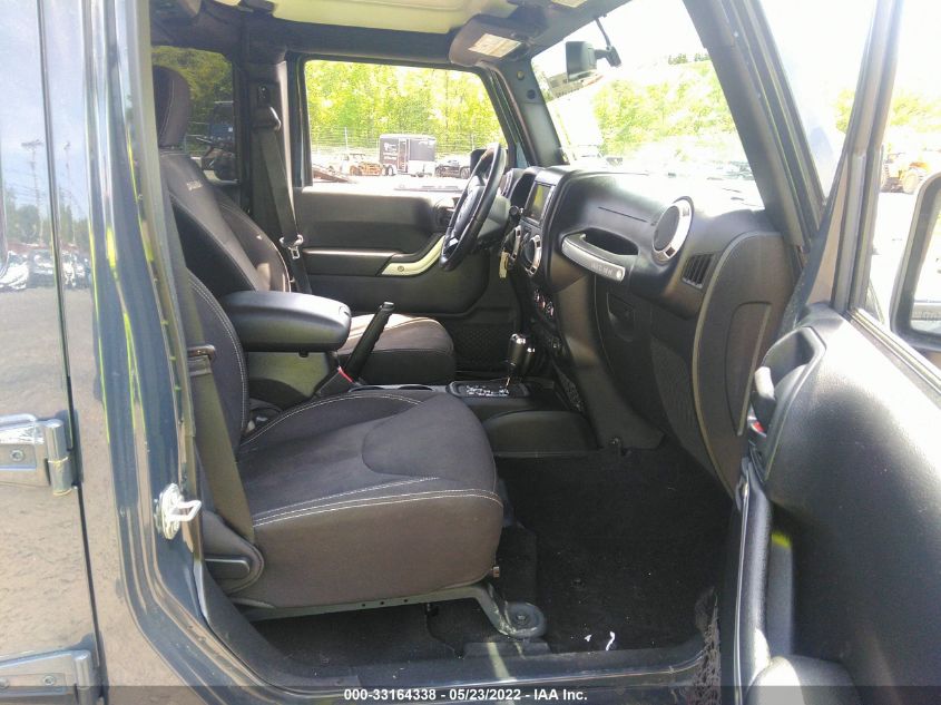 2016 JEEP WRANGLER UNLIMITED SAHARA 1C4BJWEG4GL222399